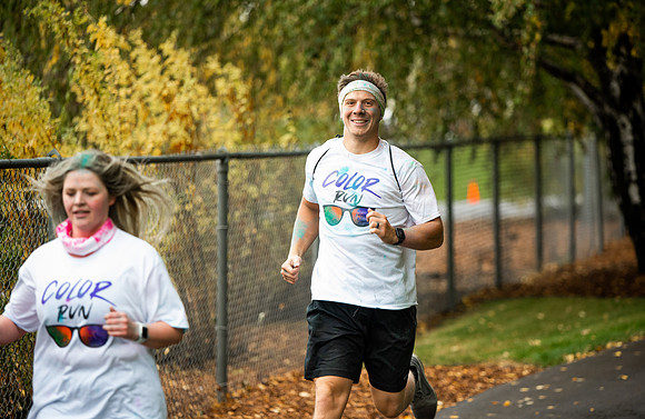 BYUI students and Rexburg community members participate in the color fun run during the fall 2021 seemster.