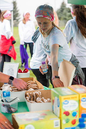 BYUI students and Rexburg community members participate in the color fun run during the fall 2021 seemster.