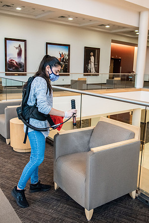 Students sanitizing Oct 2020