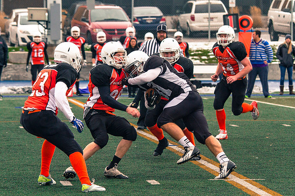 It was a constant battle on the turf for the championship title as the Knights took on the Hurricanes. The Knights were able to hold the Hurricanes as they played in overtime, with the final score bei