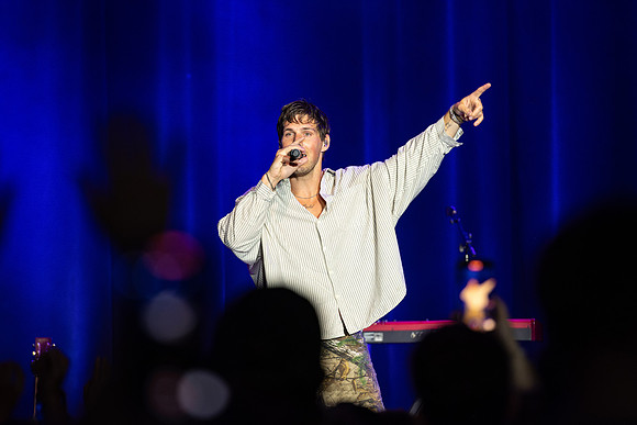 Jake Scott preforms at BYU-Idaho.