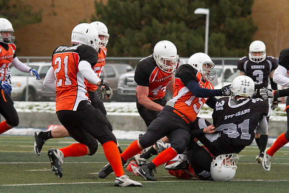 It was a constant battle on the turf for the championship title as the Knights took on the Hurricanes. The Knights were able to hold the Hurricanes as they played in overtime, with the final score bei