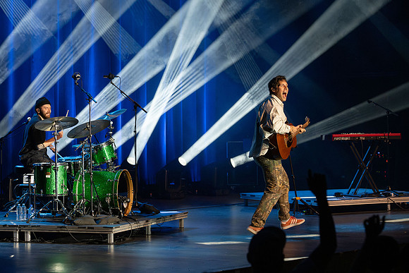 Jake Scott preforms at BYU-Idaho.