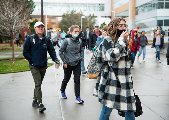 Students gather at the I-center to watch Devotional in the Fall 2021 semester.