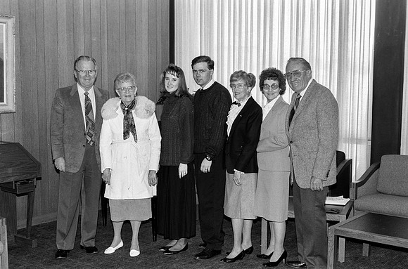 Former FBI agent makes donation to Ricks College.