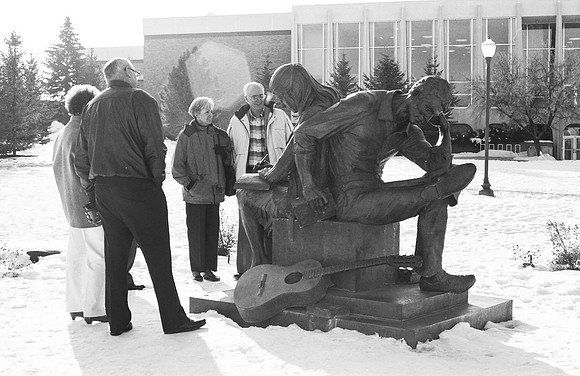 LDS foundation donors on campus