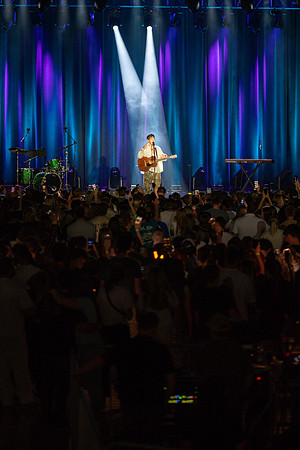Jake Scott preforms at BYU-Idaho.