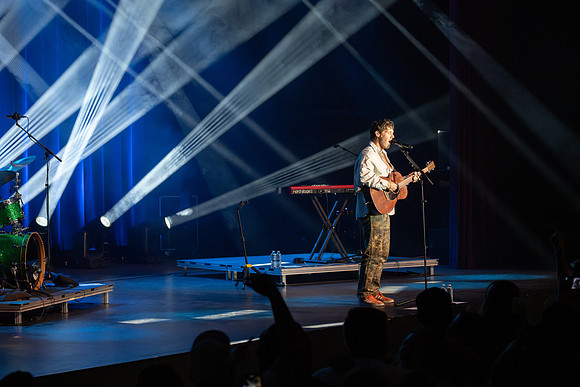 Jake Scott preforms at BYU-Idaho.
