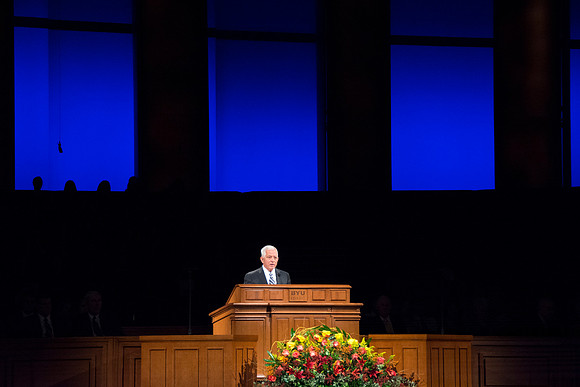 Garth V. Hall addresses BYU-Idaho Students at Devotional