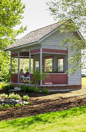 Patsty's Porch - July 2002