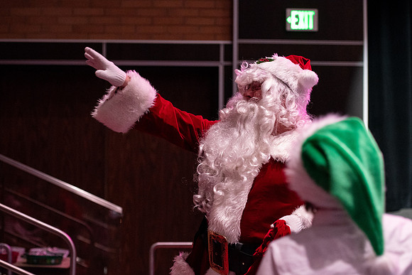 Sound Alliance and Vocal Union perform Swinging Christmas in the Hart Gym.