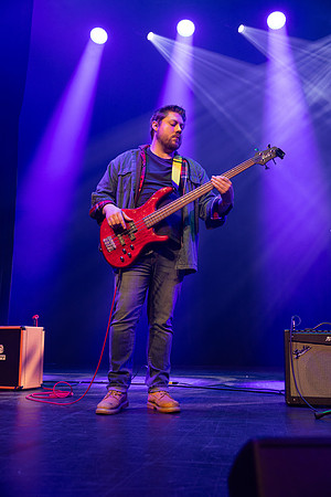 Students performing at Battle of the Bands.