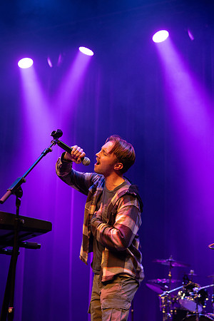 Students performing at Battle of the Bands.