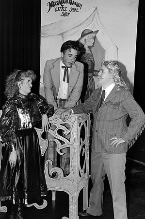 Actors of "Annie Get Your Gun"