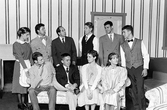 Cast of "Ten Little Indians"