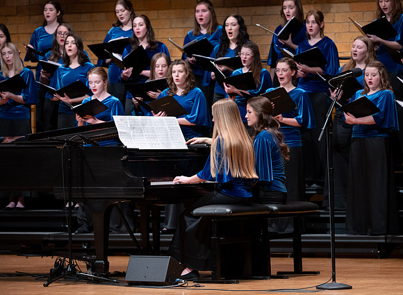 Choir students perform at the Winter ChoirFest