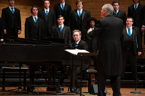 Choir students perform at the Winter ChoirFest