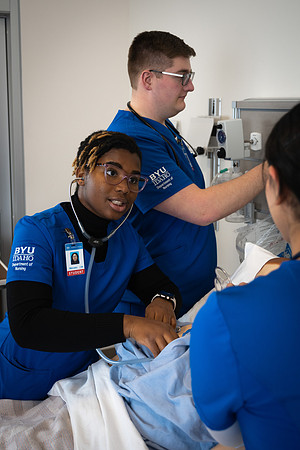 Nursing students in lab.