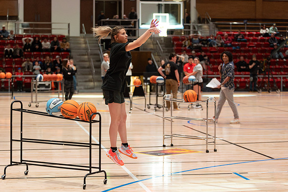 Student activities Slam Dunk Competition