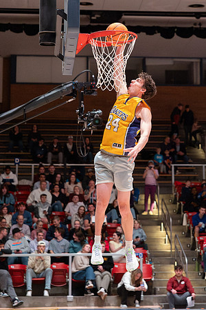 Student activities Slam Dunk Competition
