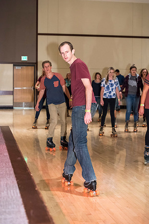 Students kick off the new semester with fun and games at i-Night.