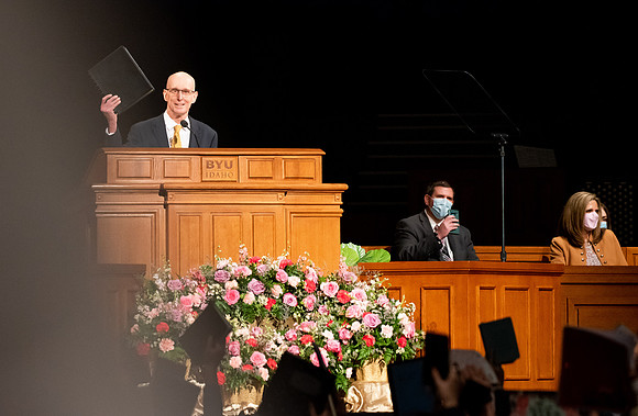Students gather at the I-center to watch Devotional with Elder Dallin H. Oaks and Sister Kristen Oaks in the Fall 2021 semester.