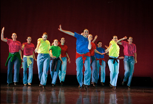 Extravadance performers.