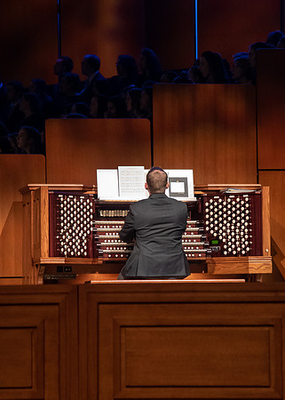 Organist playing closing song at devotional in the BYU-Idaho Center.