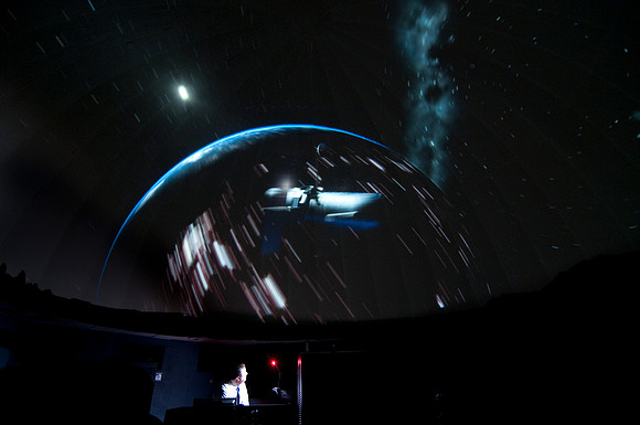 Planetarium; Wonders of the Universe. Stephen McNeil