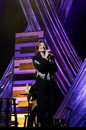 Amy Grant - Mar 2024