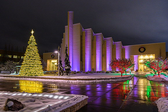 Christmas Lights and decorations around the Taylor Quad, Fall Semester.