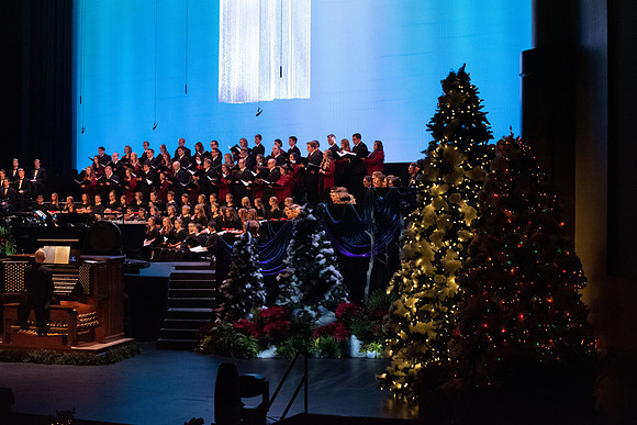 Decorations and choir at dress rehearsal performance of A BYU-Idaho Christmas with Frederica von Stade and the Sonos Handbell Ensemble.