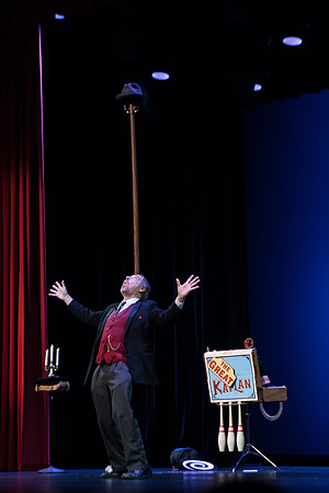 BYU-Idaho Center Satge. The Great Kaplan illusionist, magician and mentalist. Abr 2018