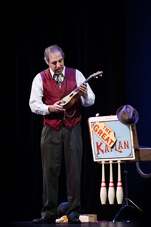 BYU-Idaho Center Satge. The Great Kaplan illusionist, magician and mentalist. Abr 2018
