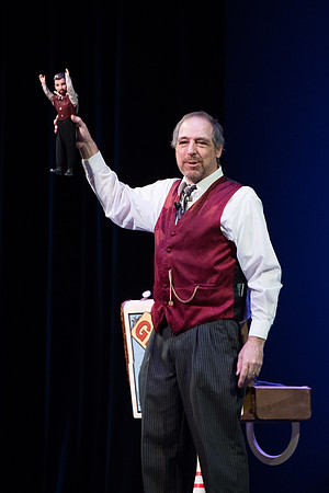 BYU-Idaho Center Satge. The Great Kaplan illusionist, magician and mentalist. Abr 2018
