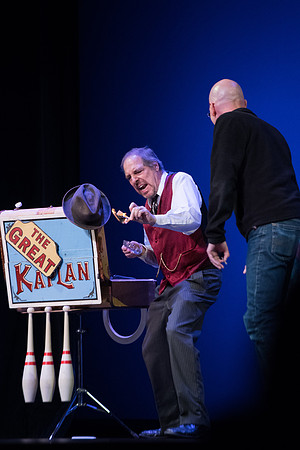 BYU-Idaho Center Satge. The Great Kaplan illusionist, magician and mentalist. Abr 2018