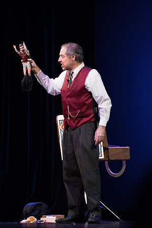 BYU-Idaho Center Satge. The Great Kaplan illusionist, magician and mentalist. Abr 2018