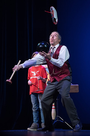 BYU-Idaho Center Satge. The Great Kaplan illusionist, magician and mentalist. Abr 2018