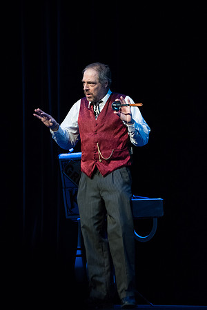 BYU-Idaho Center Satge. The Great Kaplan illusionist, magician and mentalist. Abr 2018