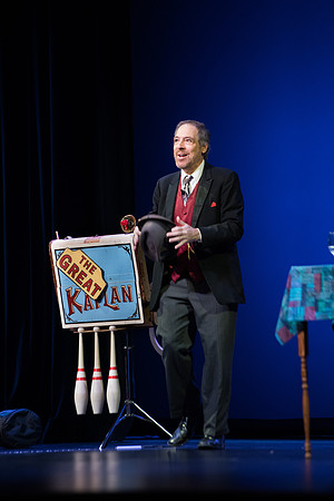 BYU-Idaho Center Satge. The Great Kaplan illusionist, magician and mentalist. Abr 2018