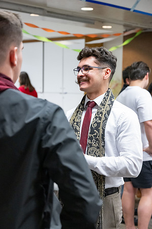 Students gather to hear from speakers to learn more about India.