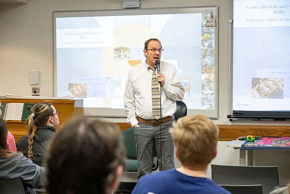 Students gather to hear from speakers to learn more about India.