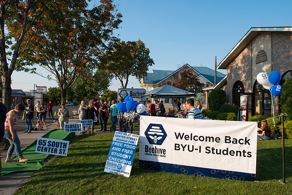 Beehive Credit Union welcomes BYU-Idaho students back for a new semester with free hotdogs and fun.