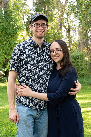 Rachel Tullis, an interdisciplinary science major, and her family. Photo for LDS Philanthropies.