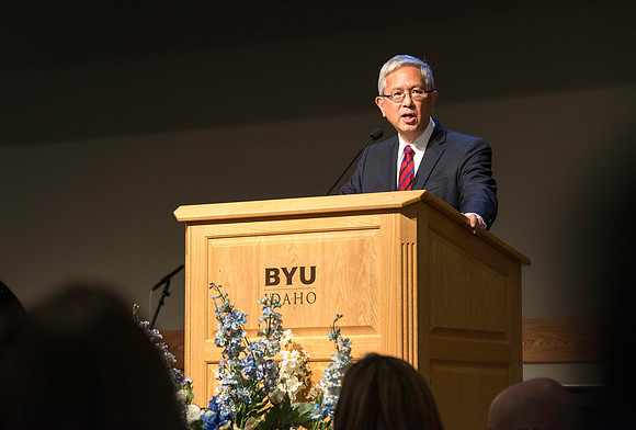 Elder Gerrit W. Gong of the First Quorum of the Seventy was the visiting General Authority.