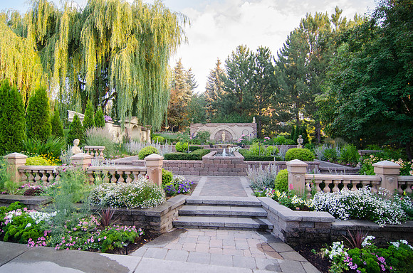 Thomas E. Ricks Gardens just before sun down