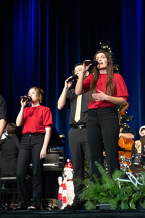 Vocal Union & Sound Alliance "Swinging Christmas" concert.