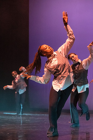 Performance of Dance Alliance.