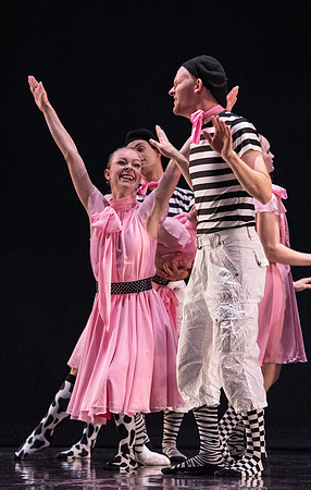 Performance of Dance Alliance.