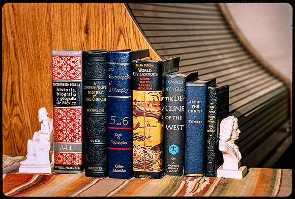 Honors Program - Books - Aug 1995